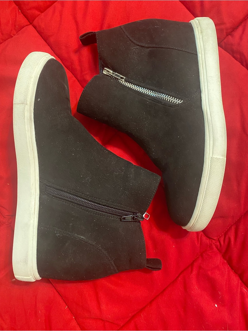 Madden Girl piper Black Suede Chukka Boot Sneakers with Side Zippers size 8
